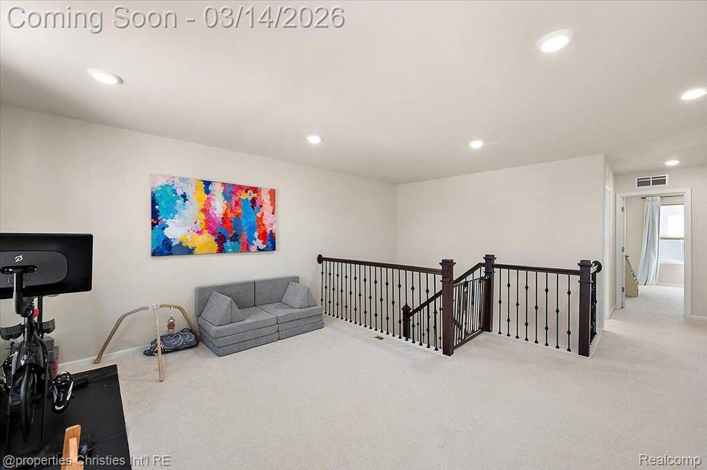4 Bedroom Single Family Home/House's Image 37