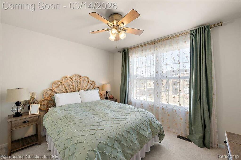 4 Bedroom Single Family Home/House's Image 43