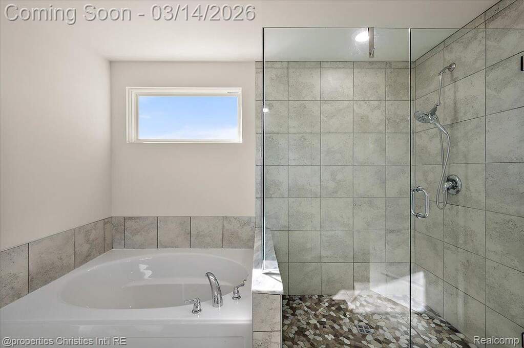 4 Bedroom Single Family Home/House's Image 44