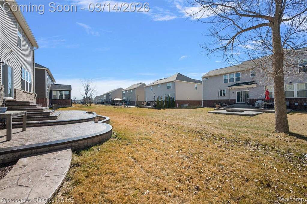 4 Bedroom Single Family Home/House's Image 5