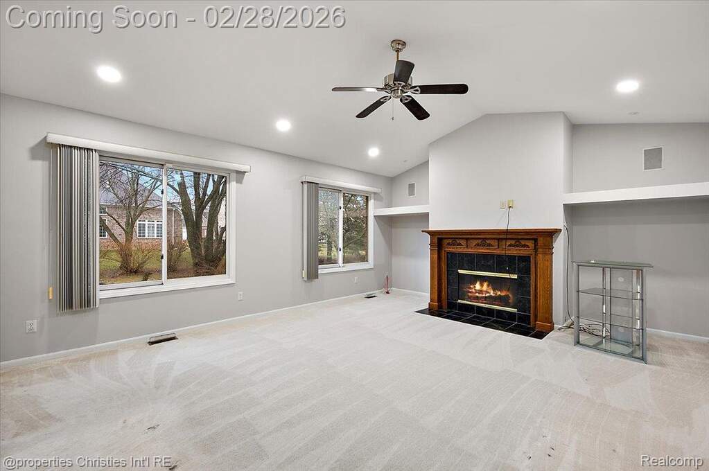 4 Bedroom Single Family Home/House's Image 16
