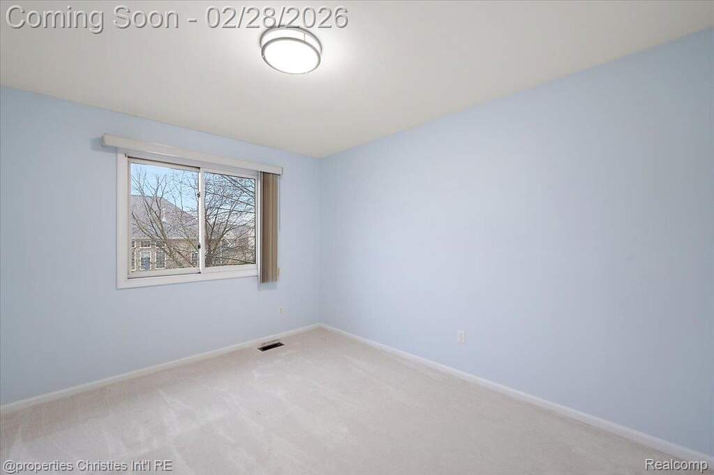 4 Bedroom Single Family Home/House's Image 26