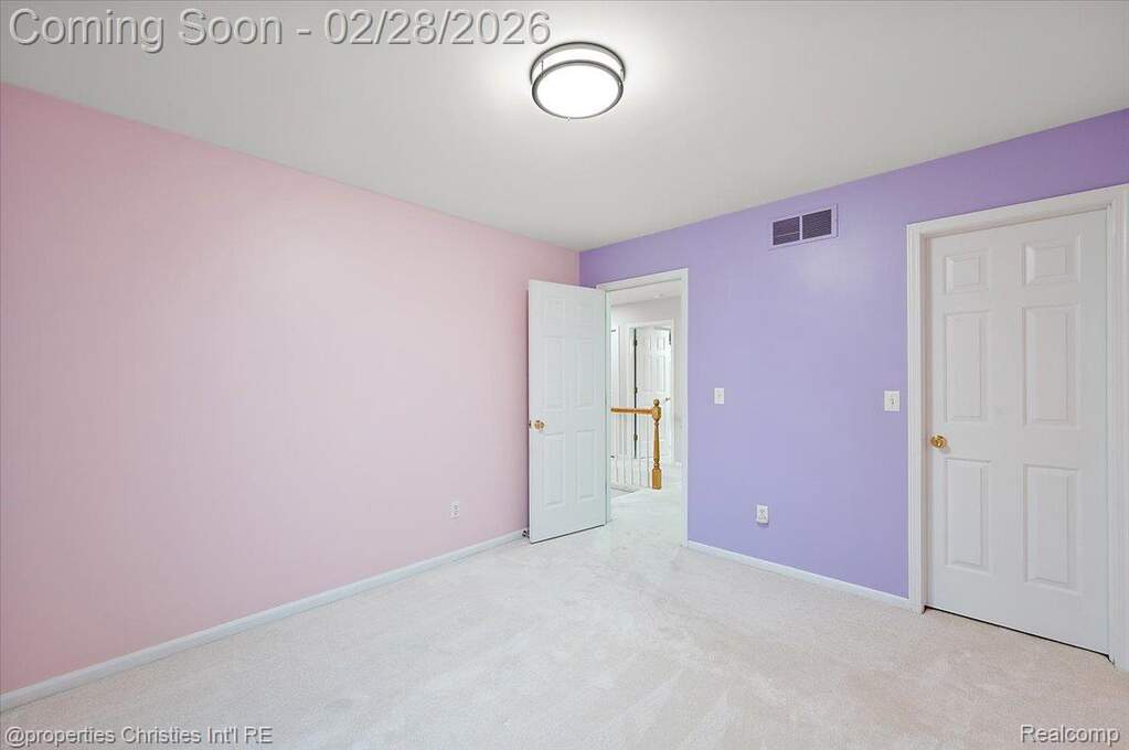 4 Bedroom Single Family Home/House's Image 32