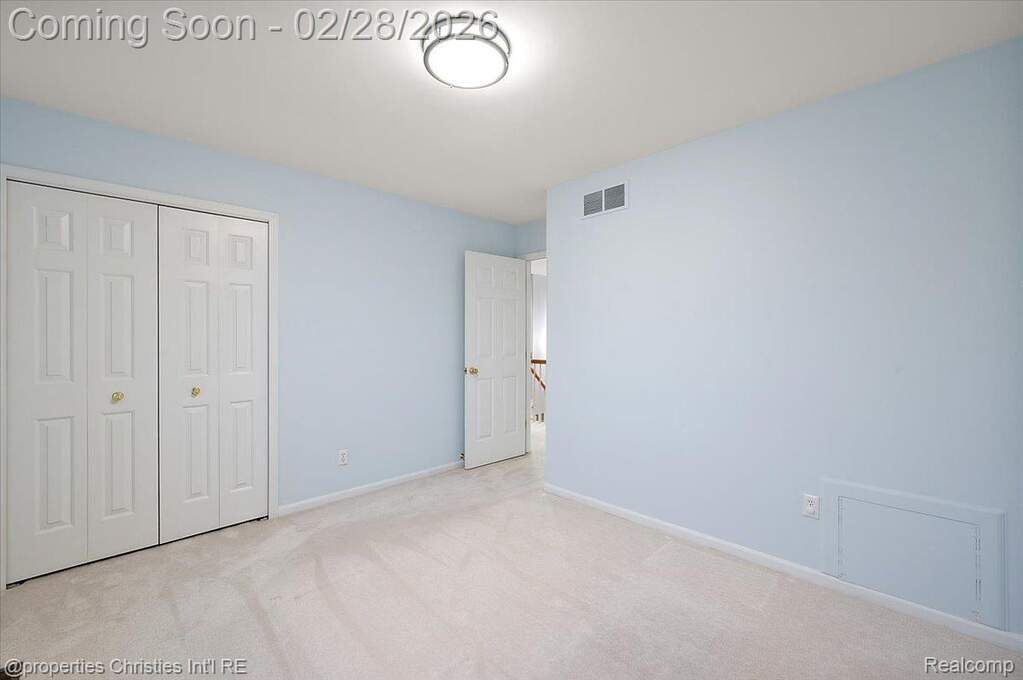 4 Bedroom Single Family Home/House's Image 34