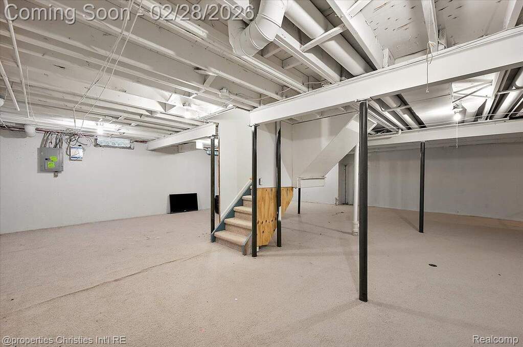 4 Bedroom Single Family Home/House's Image 35