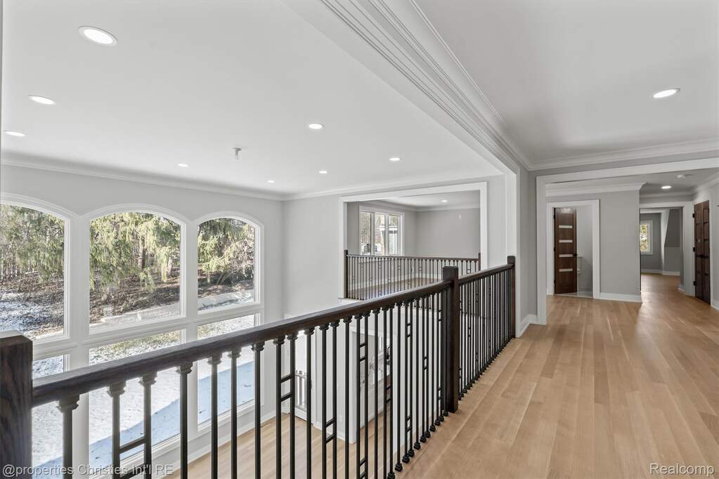 4 Bedroom Single Family Home/House's Image 61