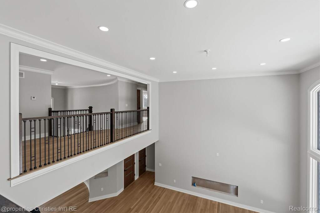 4 Bedroom Single Family Home/House's Image 62