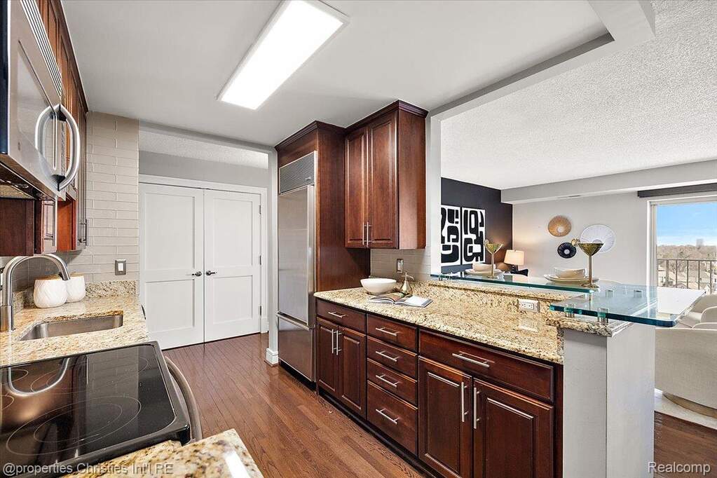 2 Bedroom Apartment/Flat's Image 9