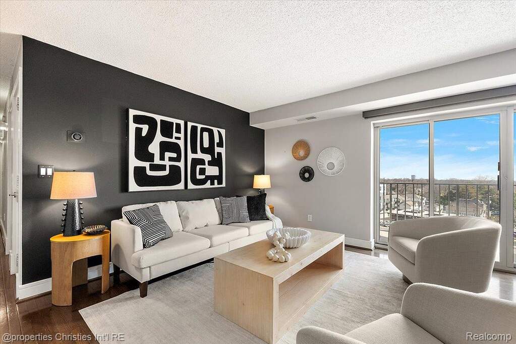 2 Bedroom Apartment/Flat's Image 11