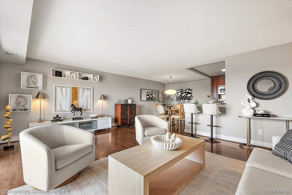 2 Bedroom Apartment/Flat's Image 12