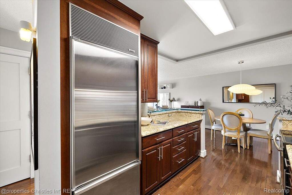 2 Bedroom Apartment/Flat's Image 4