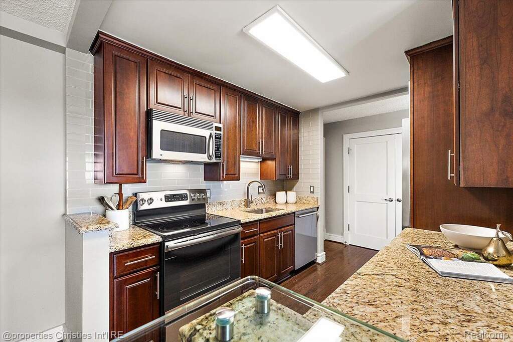 2 Bedroom Apartment/Flat's Image 6