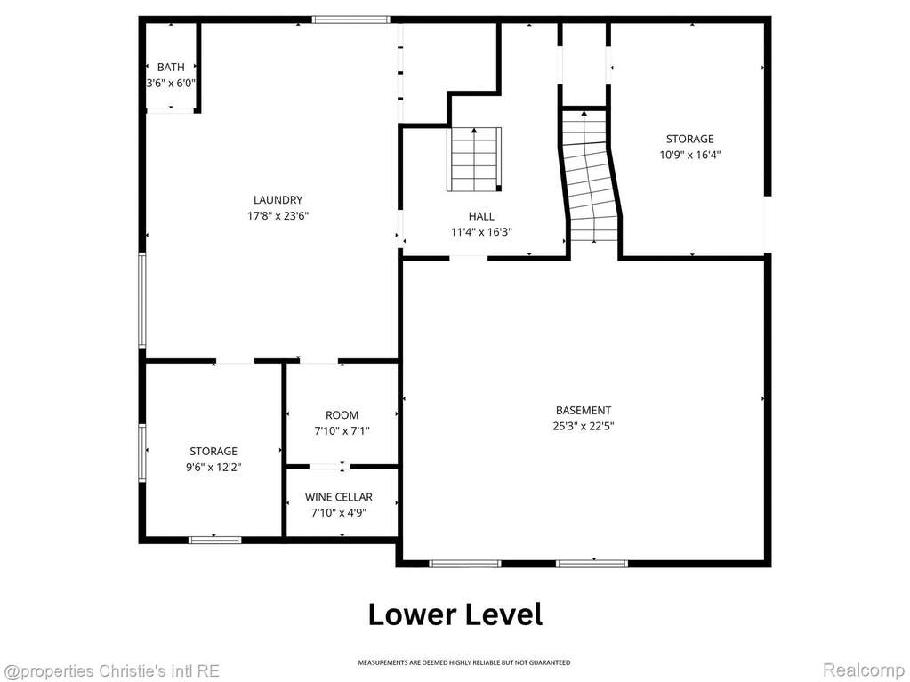 6 Bedroom Single Family Home/House's Image 60