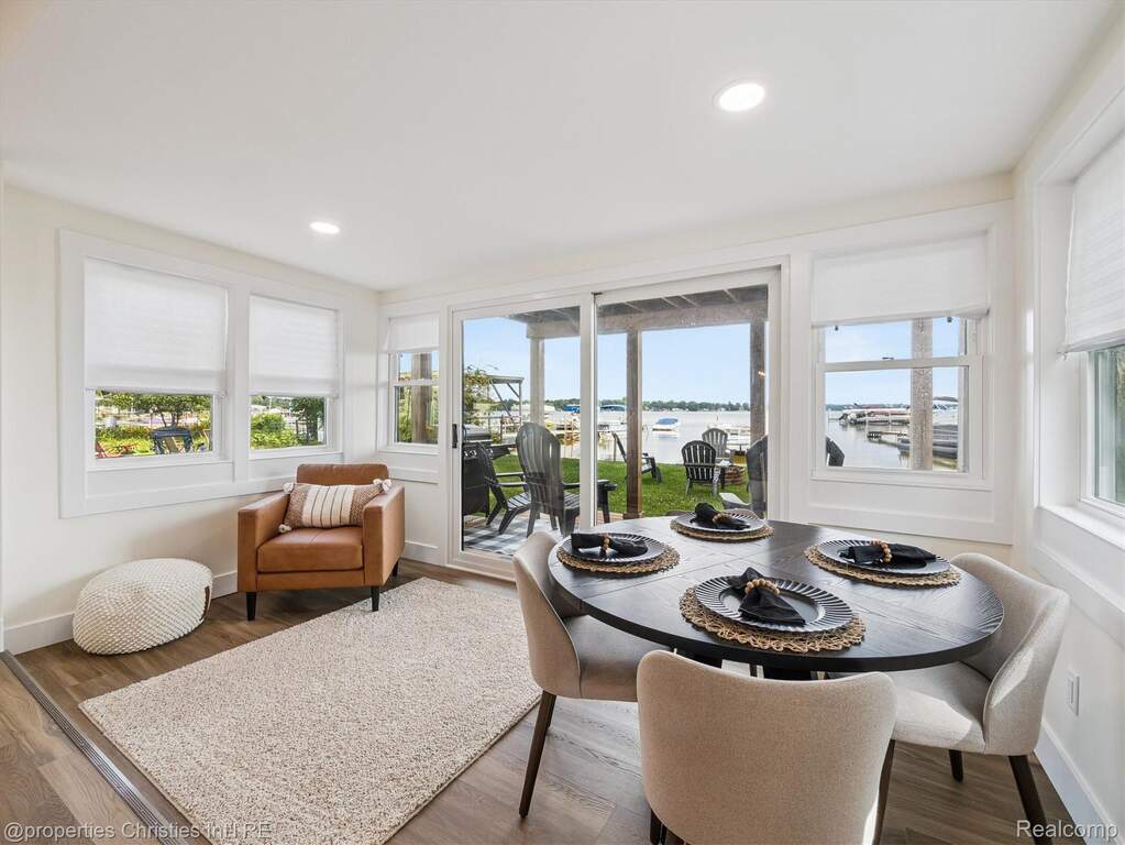 2 Bedroom Single Family Home/House's Image 15