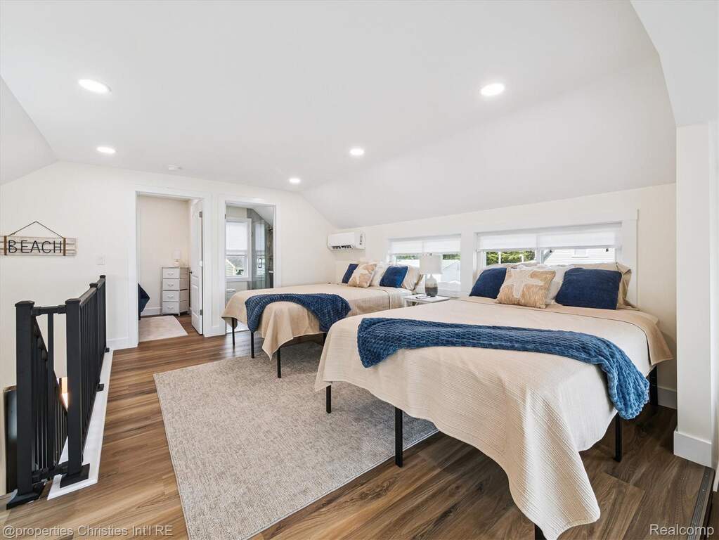 2 Bedroom Single Family Home/House's Image 17