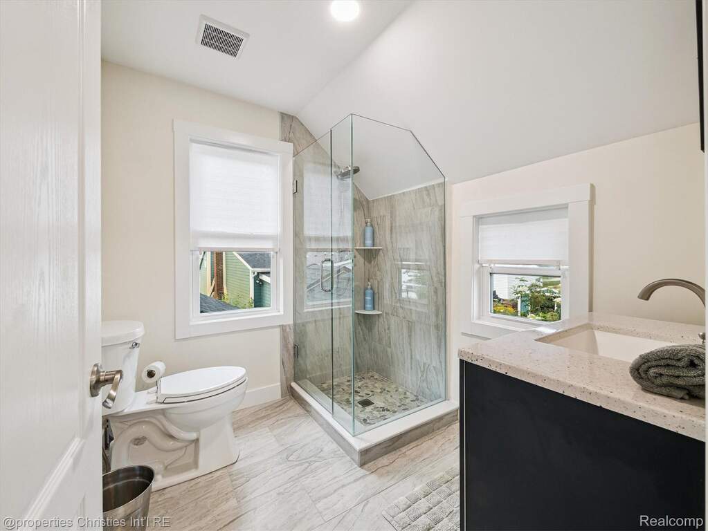 2 Bedroom Single Family Home/House's Image 23