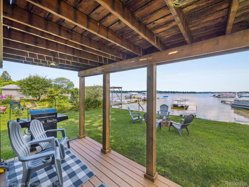 2 Bedroom Single Family Home/House's Image 27