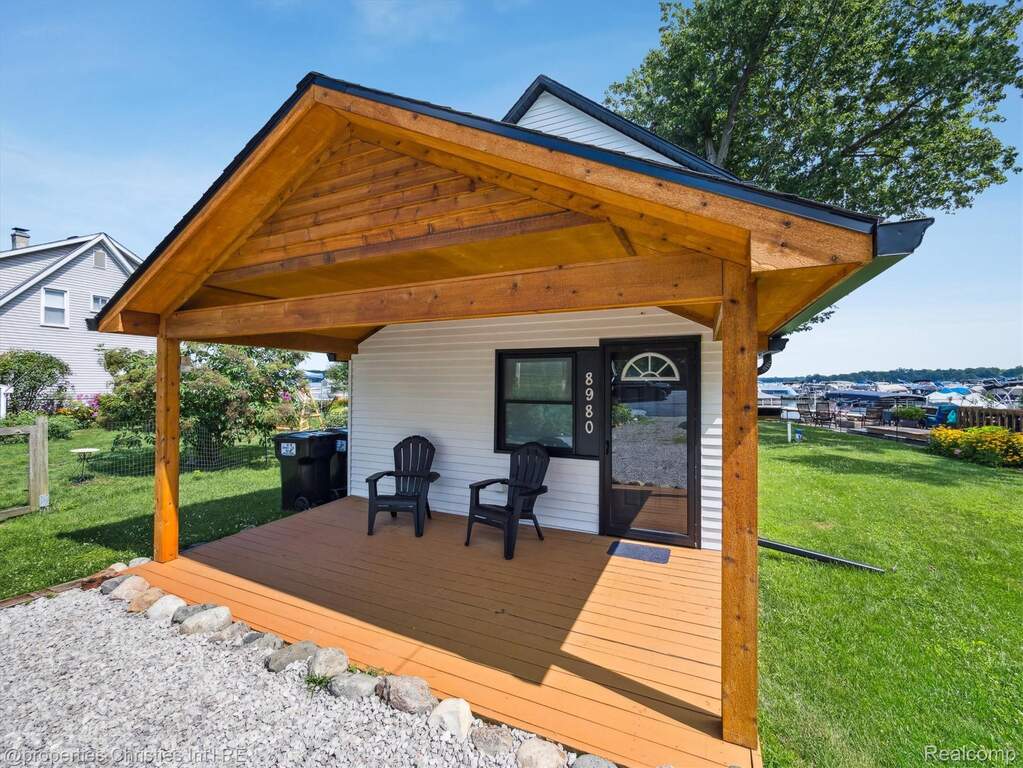 2 Bedroom Single Family Home/House's Image 3