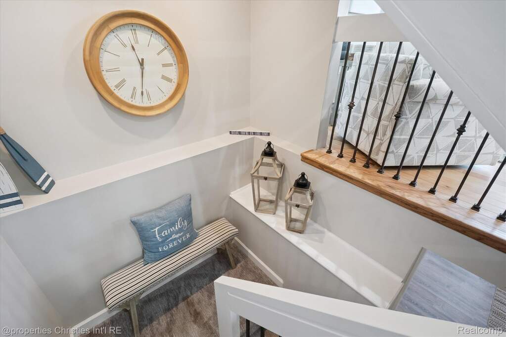 4 Bedroom Single Family Home/House's Image 34