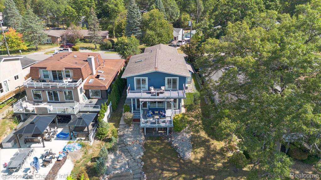 4 Bedroom Single Family Home/House's Image 47