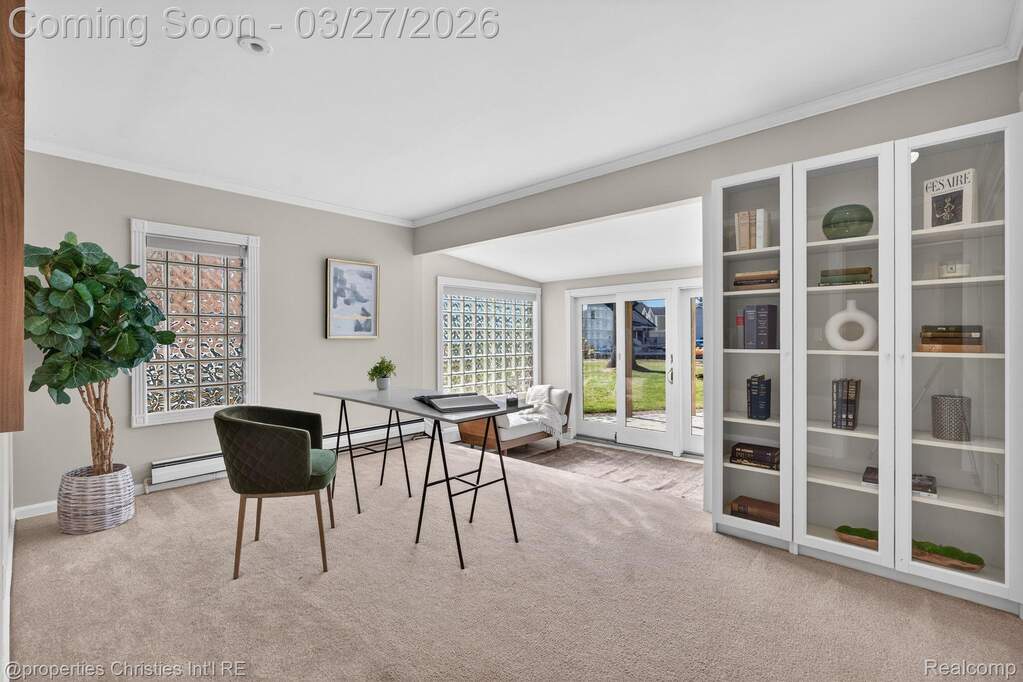 5 Bedroom Single Family Home/House's Image 12