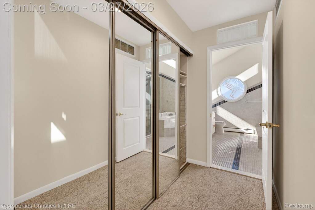 5 Bedroom Single Family Home/House's Image 24