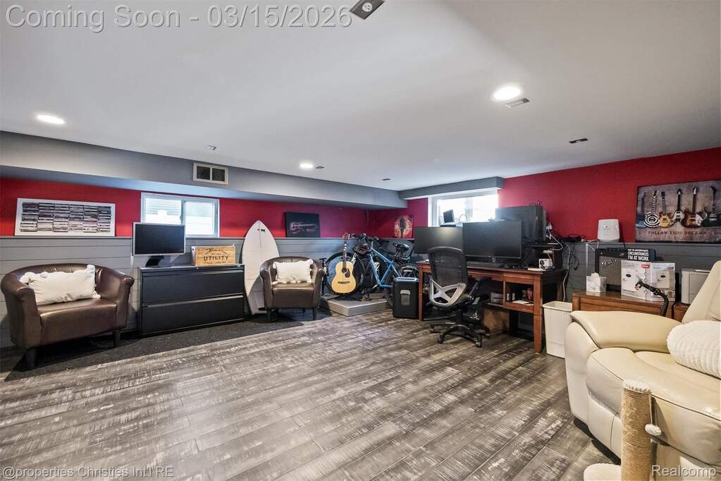 3 Bedroom Single Family Home/House's Image 55