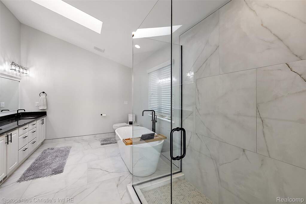 3 Bedroom Single Family Home/House's Image 26