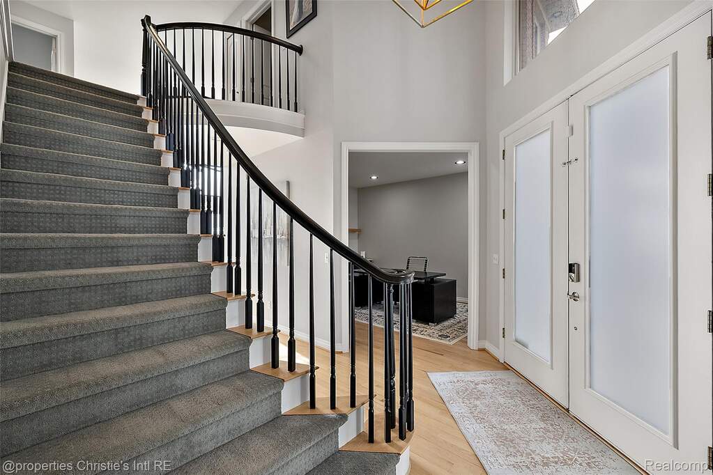 3 Bedroom Single Family Home/House's Image 5