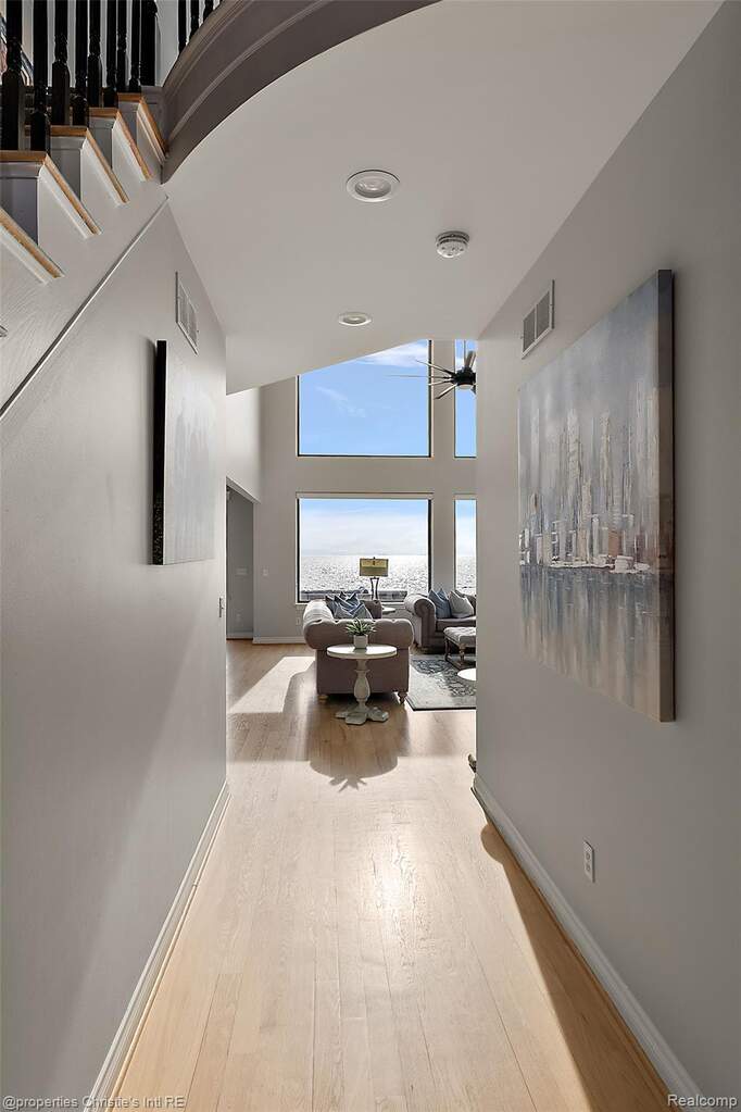 3 Bedroom Single Family Home/House's Image 6