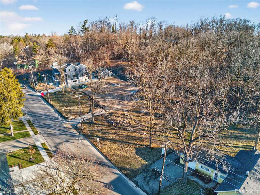 Land/Vacant Land's Image 8