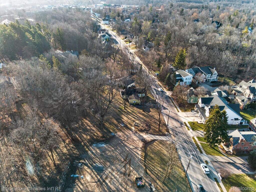 Land/Vacant Land's Image 8