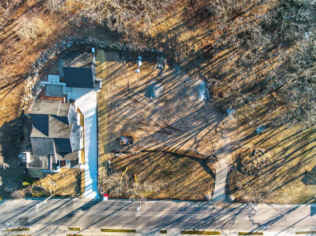 Land/Vacant Land's Image 16