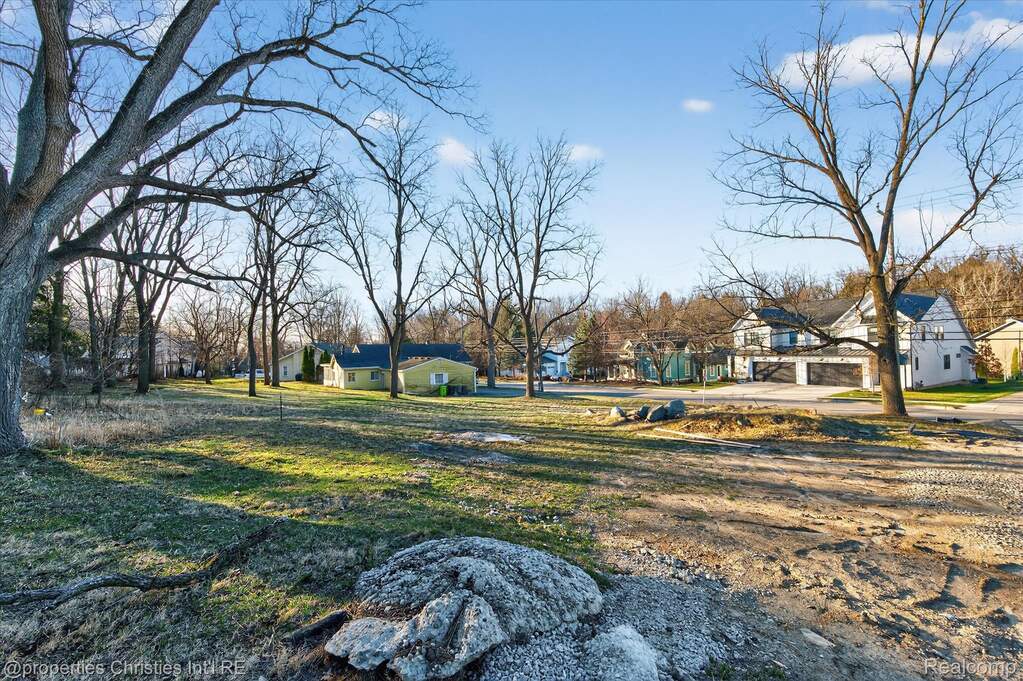 Land/Vacant Land's Image 4