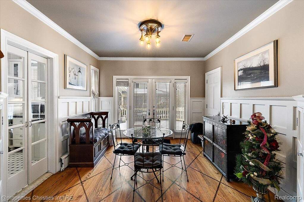 4 Bedroom Single Family Home/House's Image 26
