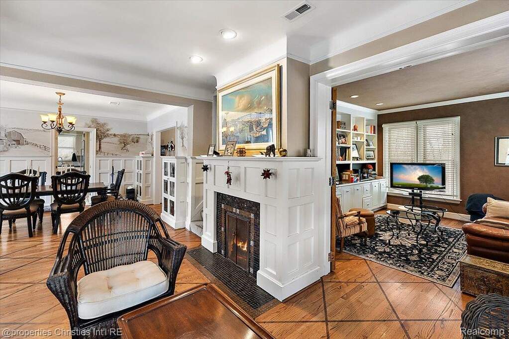 4 Bedroom Single Family Home/House's Image 29