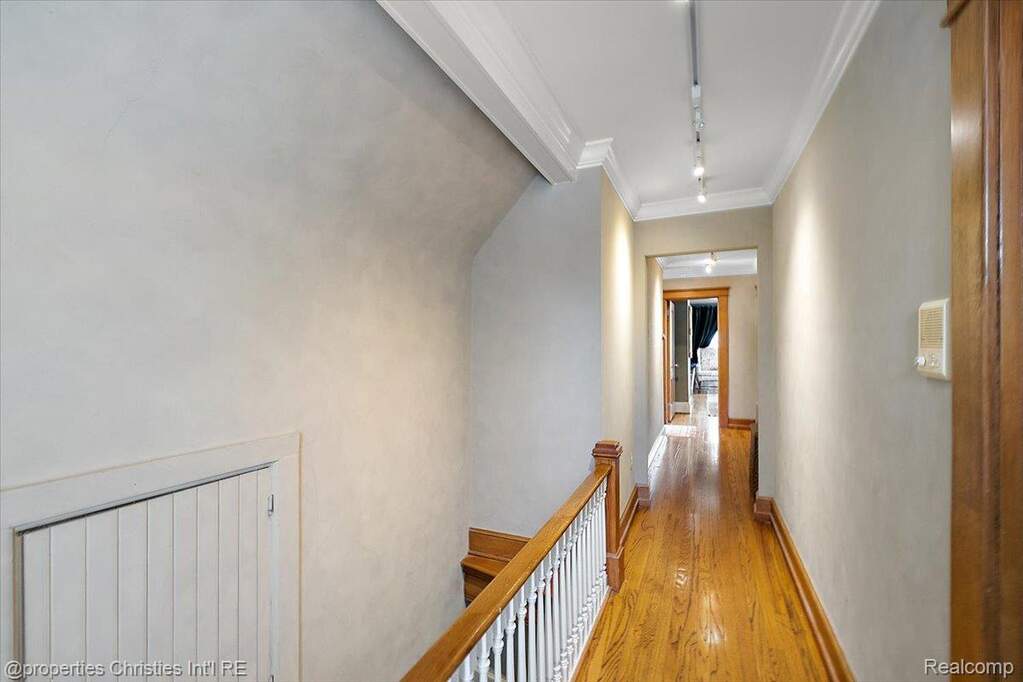 4 Bedroom Single Family Home/House's Image 53