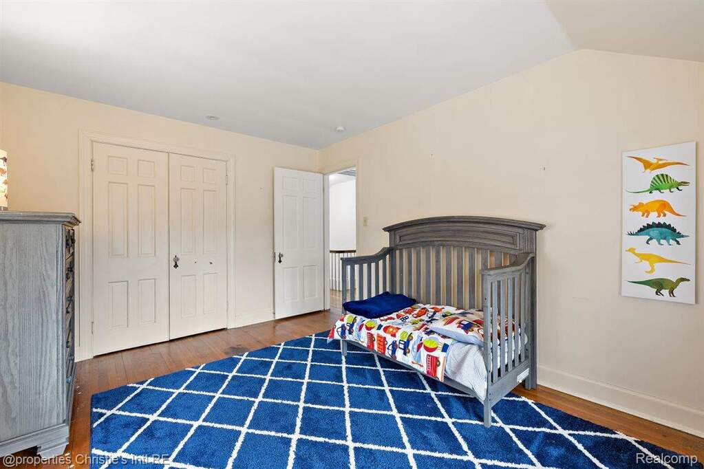 4 Bedroom Single Family Home/House's Image 20