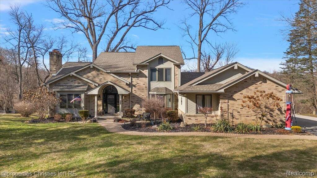 3 Bedroom Single Family Home/House's Image 9