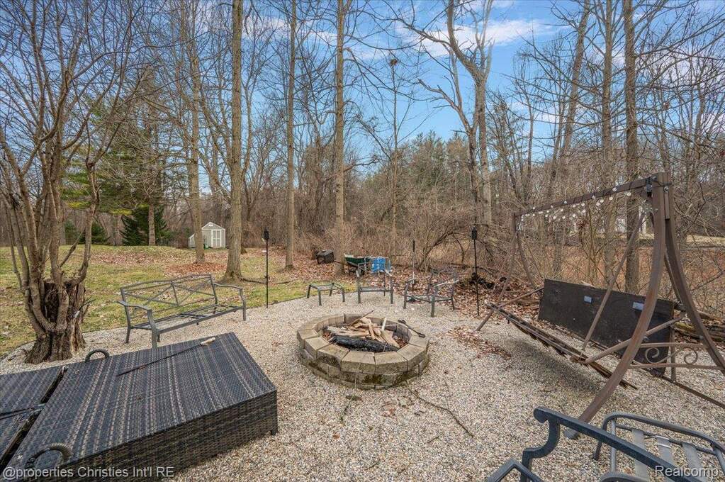 3 Bedroom Single Family Home/House's Image 29