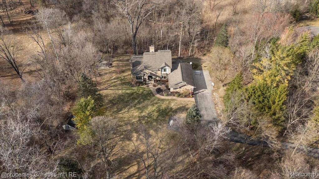 3 Bedroom Single Family Home/House's Image 38