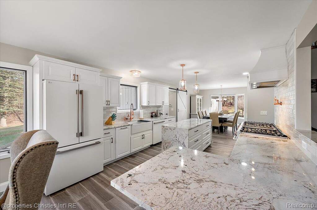 3 Bedroom Single Family Home/House's Image 61