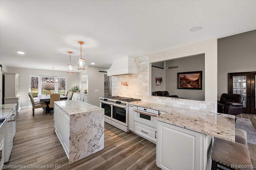 3 Bedroom Single Family Home/House's Image 62