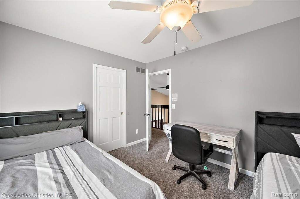 3 Bedroom Single Family Home/House's Image 82