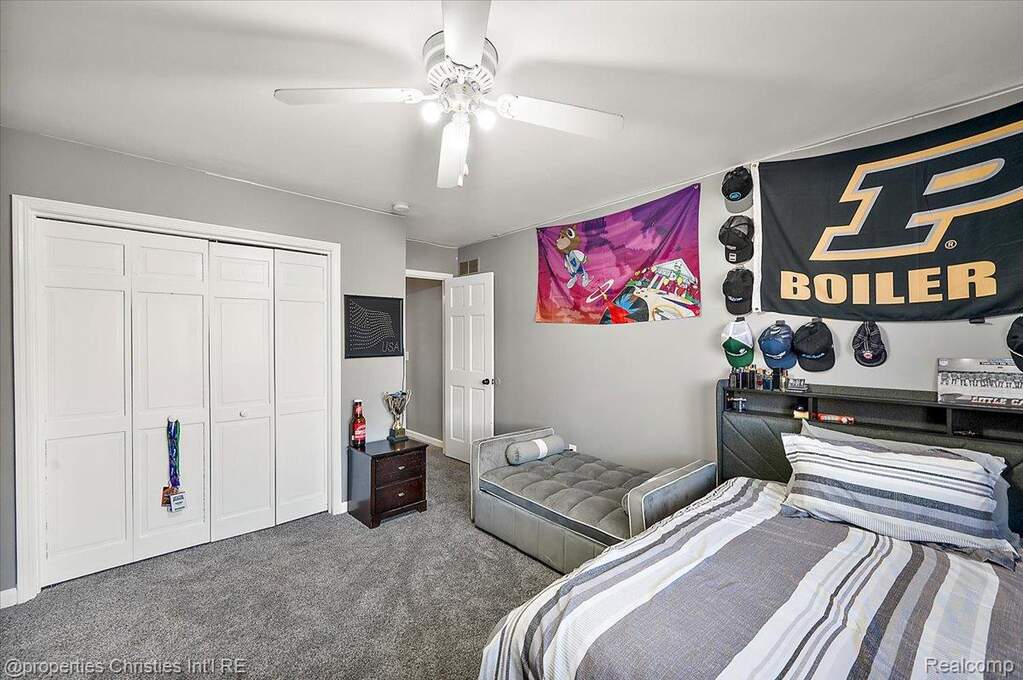 3 Bedroom Single Family Home/House's Image 89