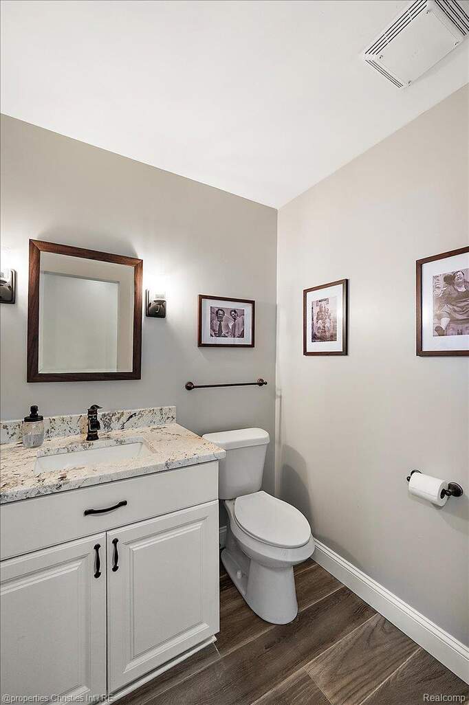 3 Bedroom Single Family Home/House's Image 91