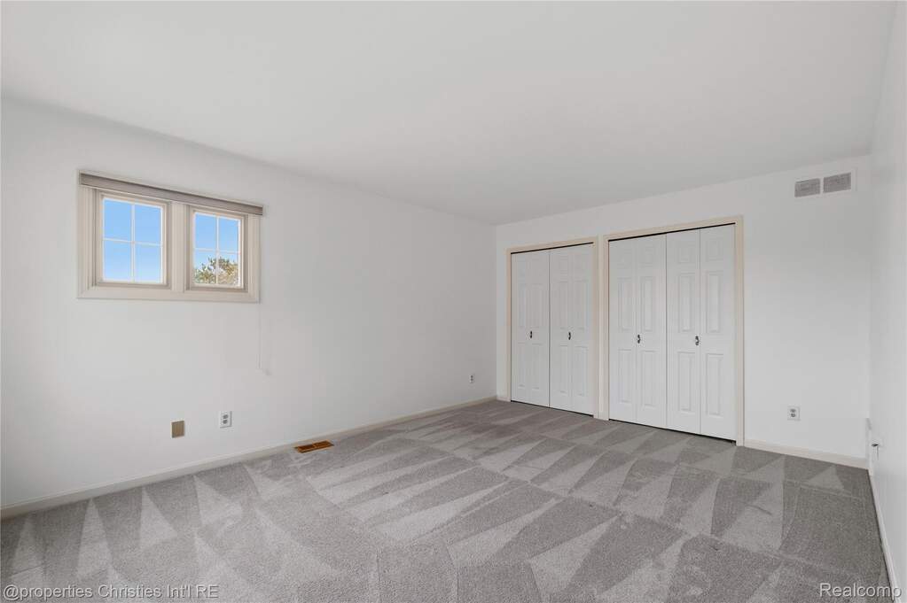 3 Bedroom Apartment/Flat's Image 40