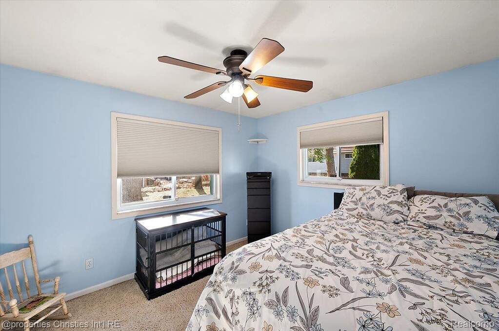 3 Bedroom Single Family Home/House's Image 7