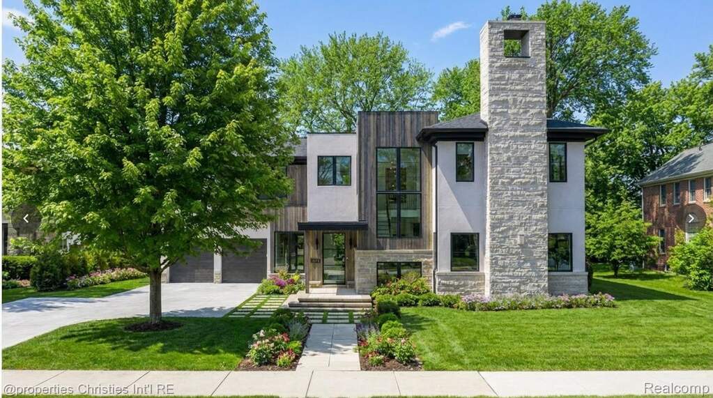 4 Bedroom Single Family Home/House's Image 14