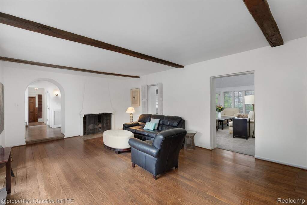 4 Bedroom Single Family Home/House's Image 21